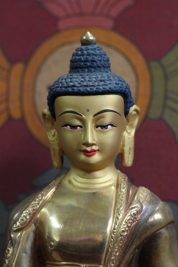 gold statue Amitabha Buddha Statue Face