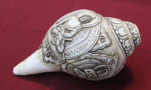 Five dhyani buddha conch shell shankha