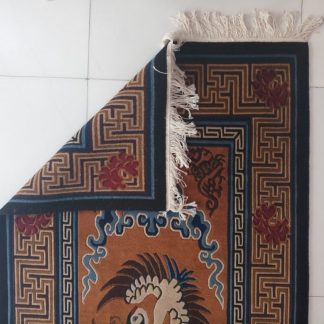 Tibetan Carpet Bird rear view