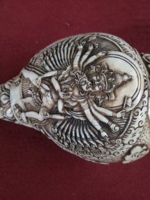 chakrasamvara conch shell